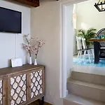 Iosifinas Boutique House *
