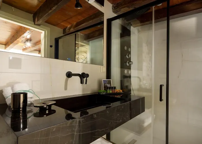 Апартаменти Iosifinas Boutique House *